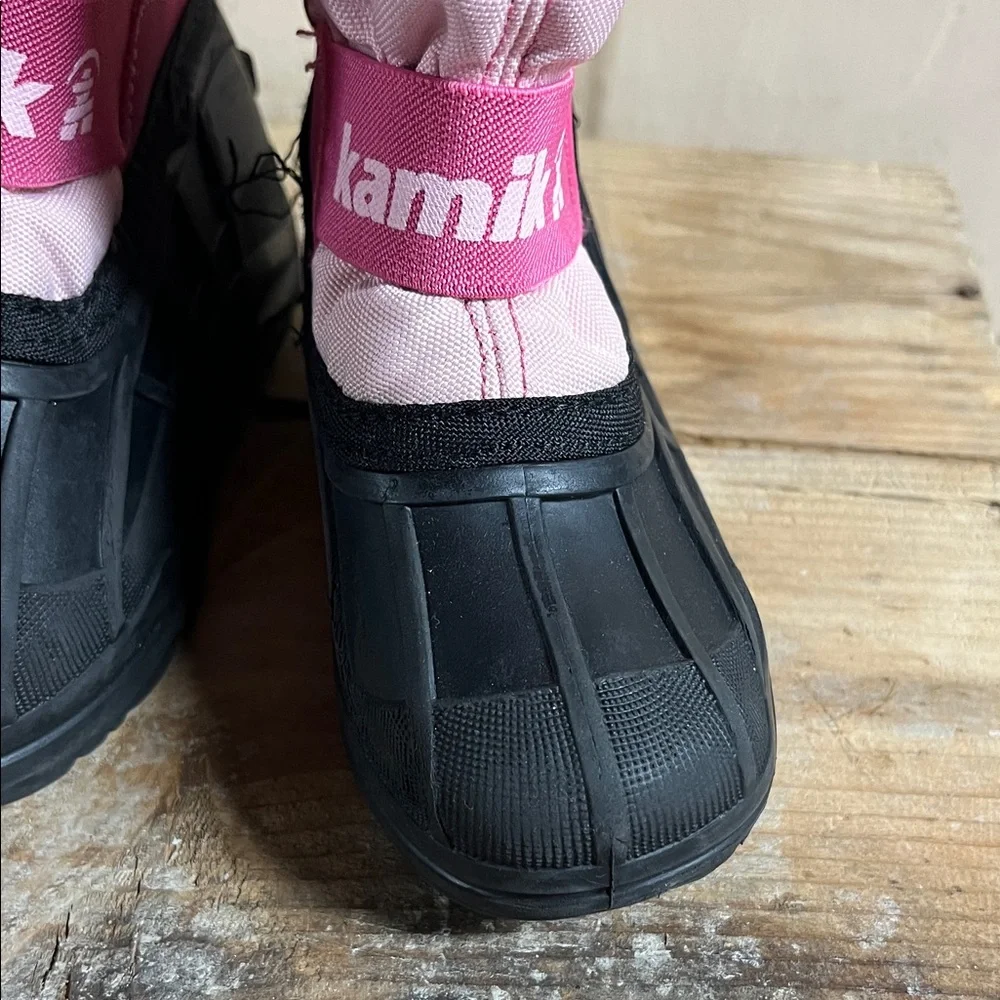 Girls 12 Pink and Black Kamik Winter Snow boot.  Great condition